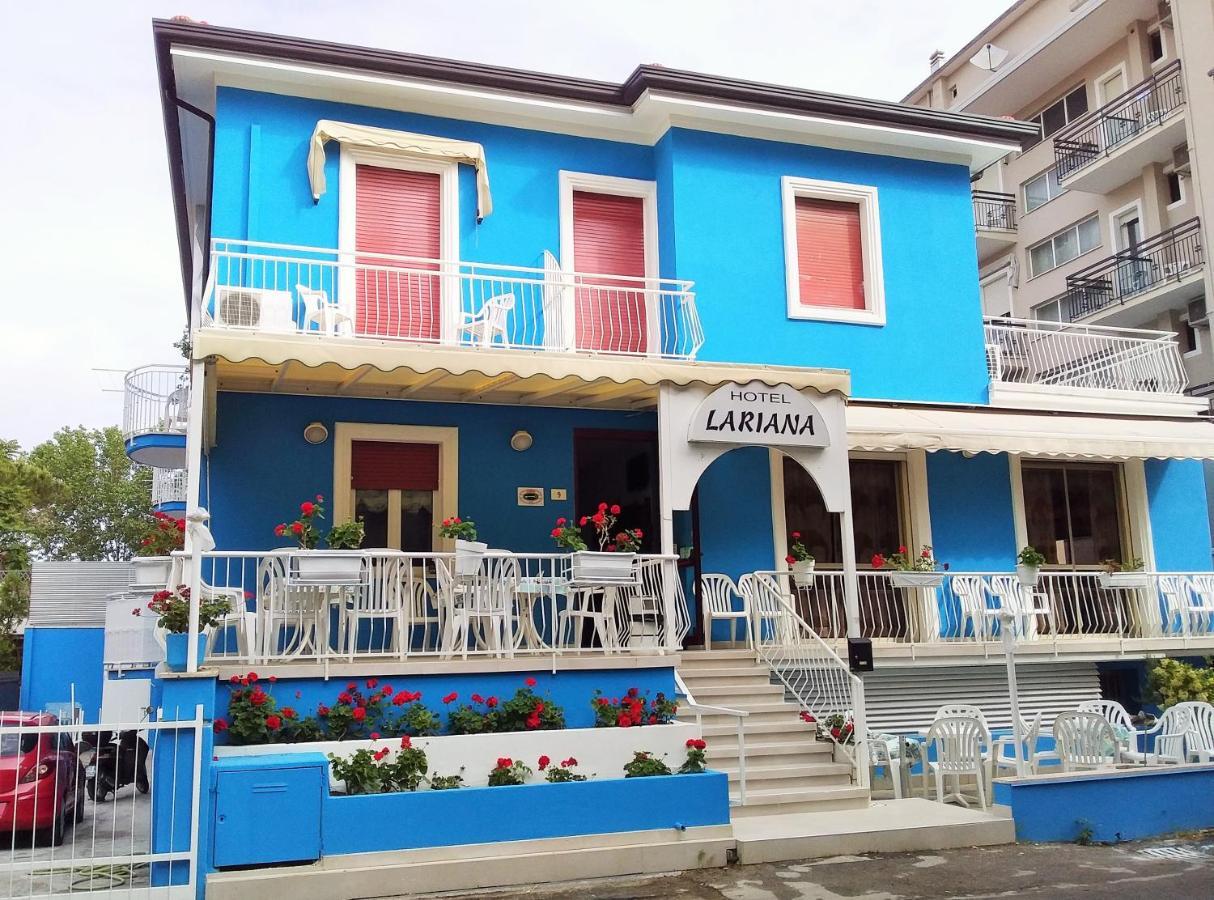 Hotel Lariana Rivazzurra Di Rimini Esterno foto