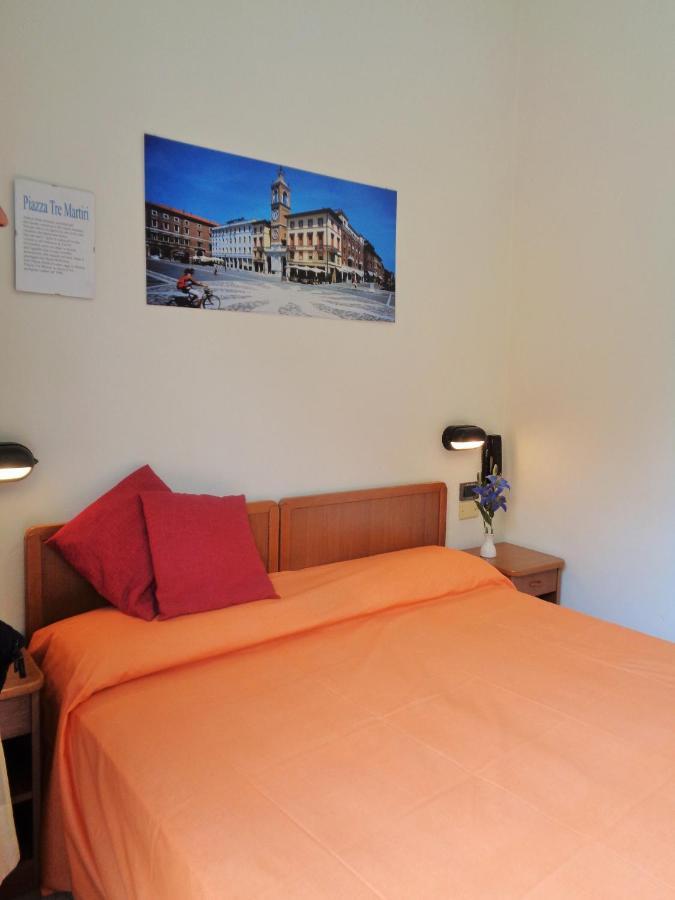 Hotel Lariana Rivazzurra Di Rimini Esterno foto