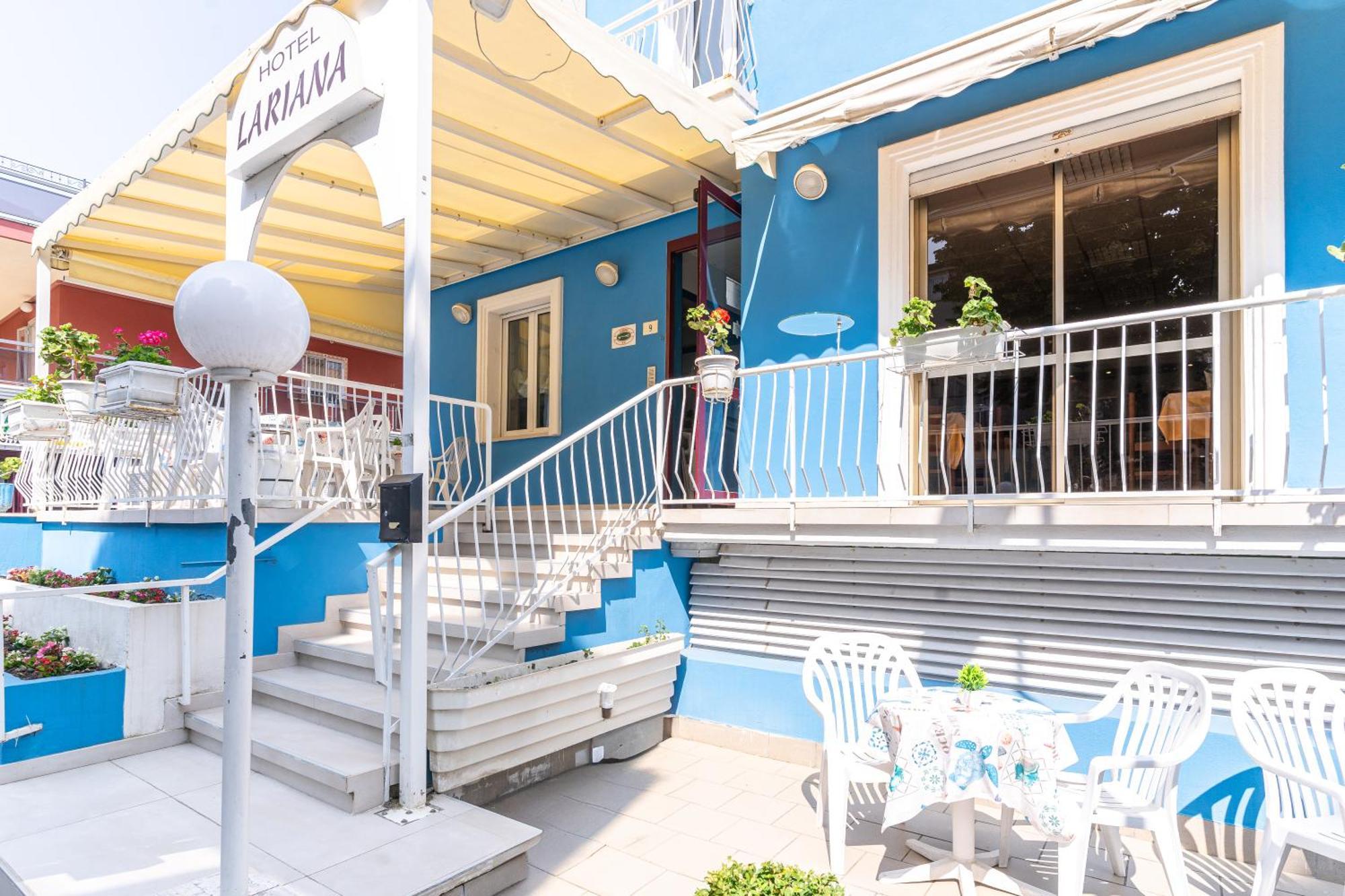 Hotel Lariana Rivazzurra Di Rimini Esterno foto